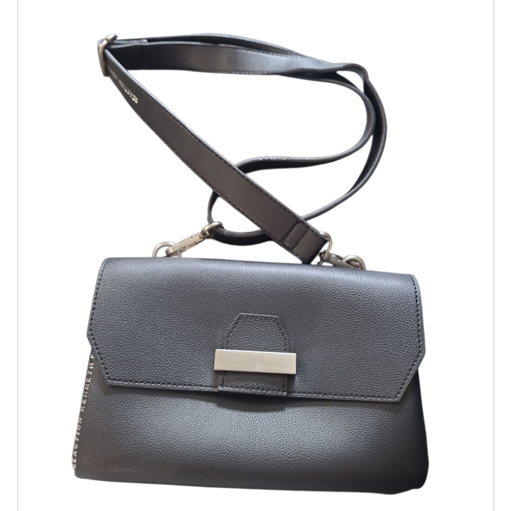 Kenneth Cole Black Vintage Crossbody Synthetic Leather Bag